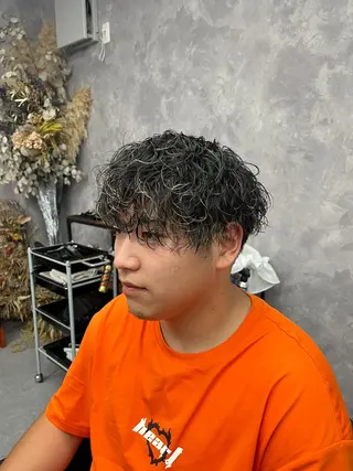 ミディアム Sparks hair所属・グリ モンのヘアスタイル