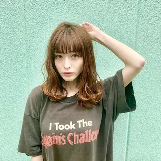 ミディアム カラー ヤスドミ ケイスケのヘアスタイル