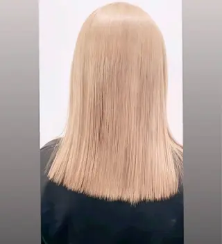 セミロング Happiness王寺所属・髪質改善カラー 🫧萩原のヘアスタイル