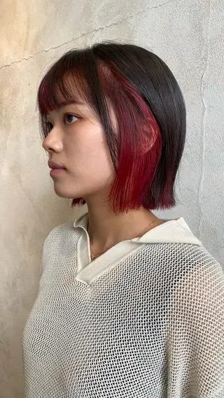 ミディアム カラー 磯谷 朋のヘアスタイル