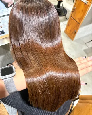 ロング カラー 小木曽 里華のヘアスタイル