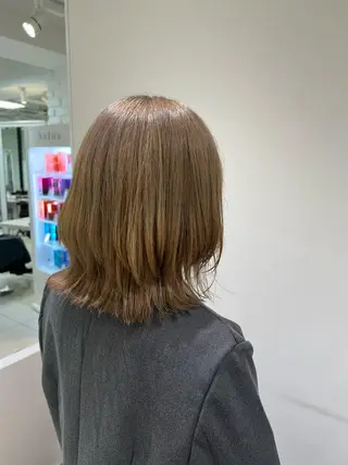 ミディアム カラー 【暖色カラー特化】 中山由梨のヘアスタイル