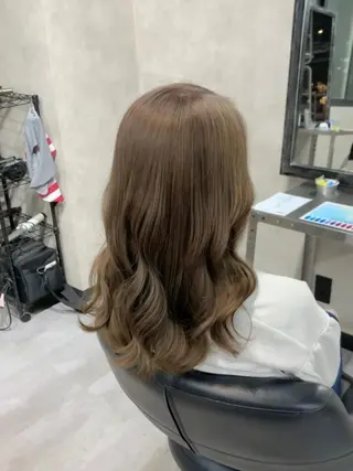 ロング カラー KISS SWAN所属・B E C H I C O〔べち子〕のヘアスタイル