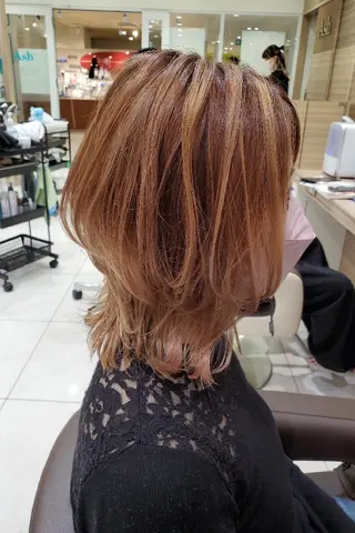 ミディアム カラー 中村 和貴のヘアスタイル