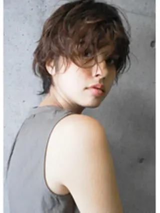 ショート カラー ヘアデザイン ヴェルダのヘアスタイル