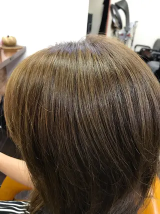 セミロング カラー 桧山 真のヘアスタイル