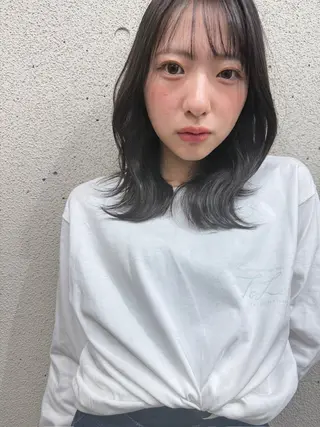 セミロング ippo アカデミーのヘアスタイル