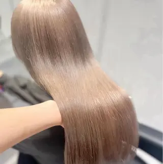 ロング カラー 🫧うる艶トレンド 🫧透明感カラーのヘアスタイル