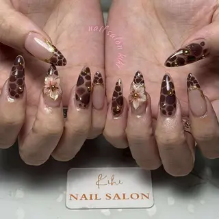 ネイル 💕鈴木ユリ パラジェル/オフ無料のネイルデザイン