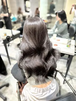 ロング カラー ヘアアレンジ _WHITE 難波本店のヘアスタイル