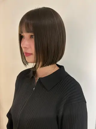 ショート カラー やまもと さえのヘアスタイル