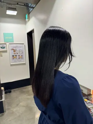 ロング タツキ/レイヤー/ パーマ/艶カラーのヘアスタイル