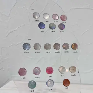 ネイル RIEKO🍒 ワンホン♡推しネイルのネイルデザイン