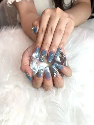 ネイル 井尻 紗菜のネイルデザイン