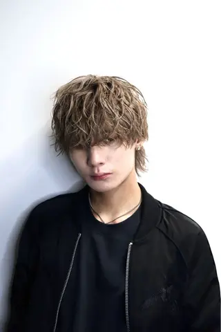カラー メンズ Eleanor 【EMANON】所属・メンズマッシュ職人 イシイのヘアスタイル