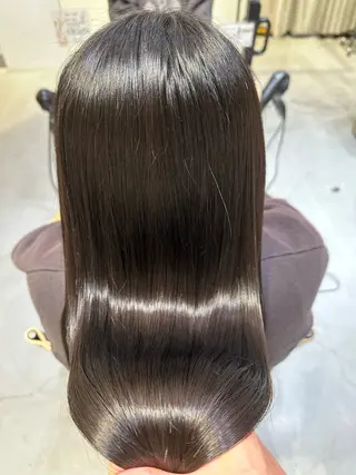 ロング 根本 教矢のヘアスタイル