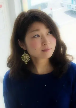 カラー パピヨンロゼ カラー特化/ブリーチのヘアスタイル