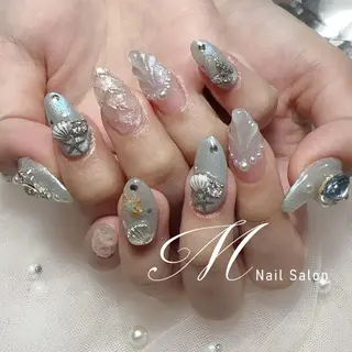 ネイル Mネイル✨パラ取扱店 85%OFF中✨のネイルデザイン
