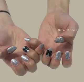 ネイル ISLAND TOKYO所属・ISLAND ONISHIの眉毛・アイブロウイメージ