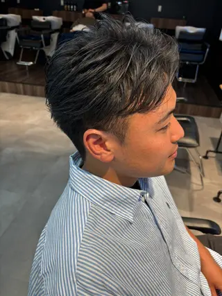 メンズ フェザーパーマ/韓国 /メンズカット保立のヘアスタイル