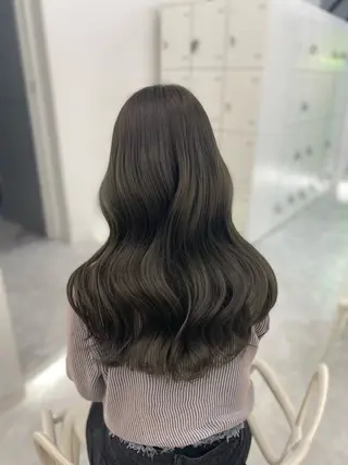 カラー 🤍抜け感グレージュ オリーブ🤍RINのヘアスタイル