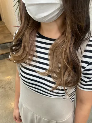 セミロング カラー 🌼ハイライト透明感 🌼maiのヘアスタイル