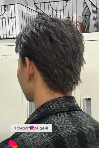 カラー メンズ 喜友名 ウララのヘアスタイル