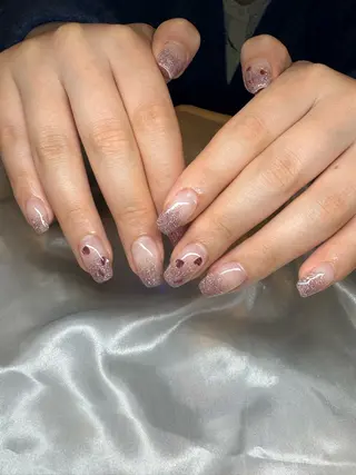 ネイル 濱岡 咲のネイルデザイン