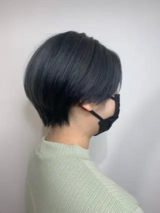 ショート カラー ハイライト✖️ 暗髪🤎Nahoのヘアスタイル