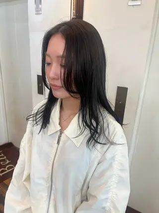 セミロング カラー Belle Ginza並木通り所属・縮毛矯正／銀座／ 秋葉 香乃のヘアスタイル