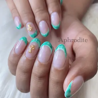 ネイル Aphrodite パラジェル認定サロンのネイルデザイン