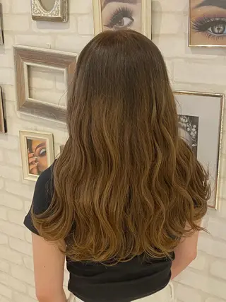 ロング カラー 尾崎 優也のヘアスタイル