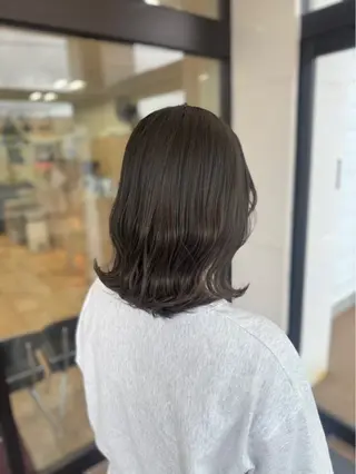 カラー 甲斐谷 真凜のヘアスタイル