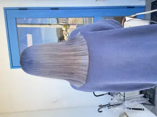 セミロング ヘアアレンジ カラー キッズ メンズ corazon ブリーチのヘアスタイル