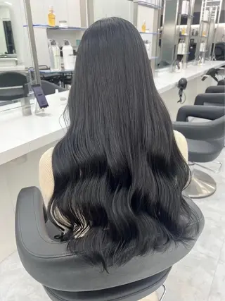 ロング 大人っぽ透明感暗髪 🤍shio🤍のヘアスタイル