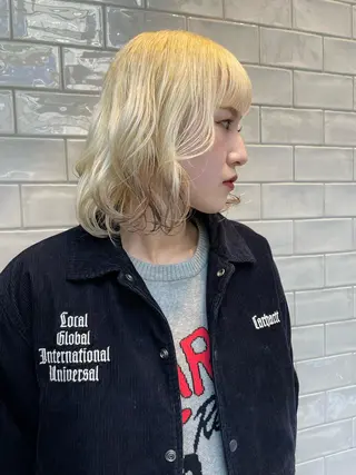 ショート カラー SALOWIN所属・ブリーチ✍️ ボブ✨レイヤーのヘアスタイル