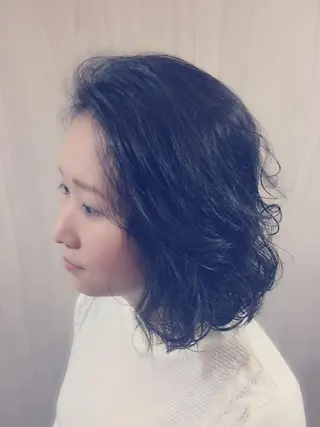 カラー 嶋村夏実🌼レイヤー 🌸白髪ぼかしのヘアスタイル