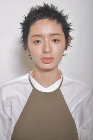 ショート カラー AND THE BRICKS所属・AND THE BRICKS北川珠紀の眉毛・アイブロウイメージ