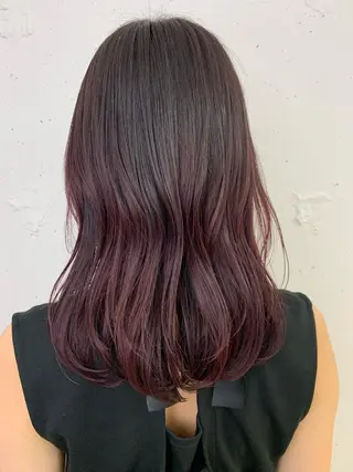 ミディアム カラー raika .のヘアスタイル