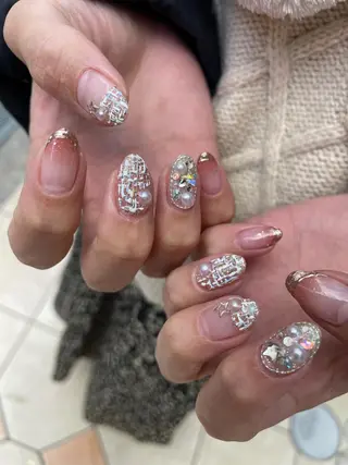 ロング カラー ヘアアレンジ キッズ ネイル マツエク・マツパ アイブロウ 福田 加奈のネイルデザイン