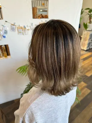 ミディアム カラー 🌸小掛🌸 豊橋外国人風カラーのヘアスタイル