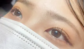 マツエク・マツパ 安藤 まりのヘアスタイル