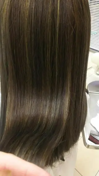 カラー 増田 龍太のヘアスタイル