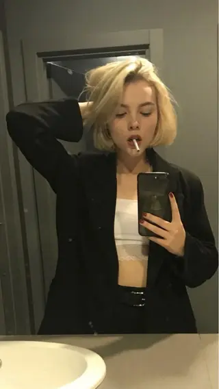 カラー NERO 松井 隆人のヘアスタイル