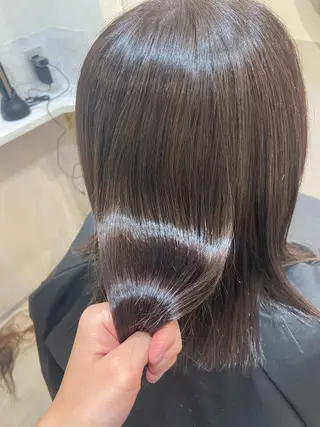 ミディアム カラー マツザキ チナツのヘアスタイル