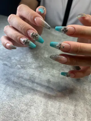 ロング YUMI NAILのネイルデザイン