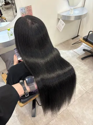 セミロング ブリーチ縮毛矯正 齊藤翔太のヘアスタイル