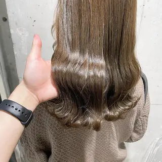 セミロング カラー I'S.横浜所属・赤み消しカラー 🍀JUNKIのヘアスタイル