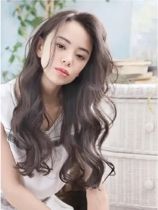 ロング 🫧ゆうき🪽 髪質改善/ハイライトのヘアスタイル