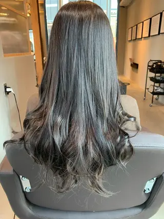 カラー OON仙台一番町店所属・足立 崇明のヘアスタイル